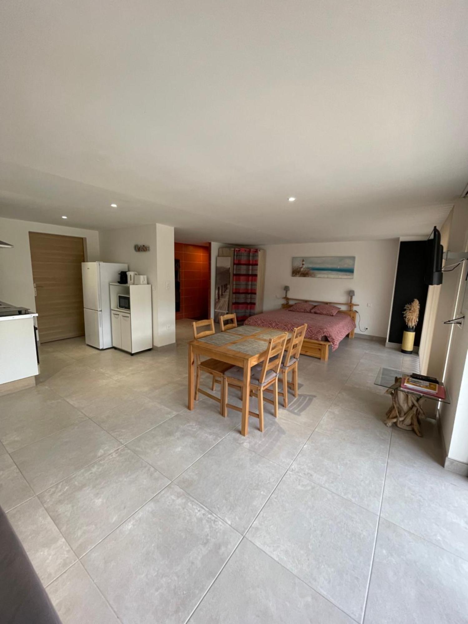 Studio 40M2 Avec Terrasse Le Mas De Lauriane 圣马迪拉莫 外观 照片